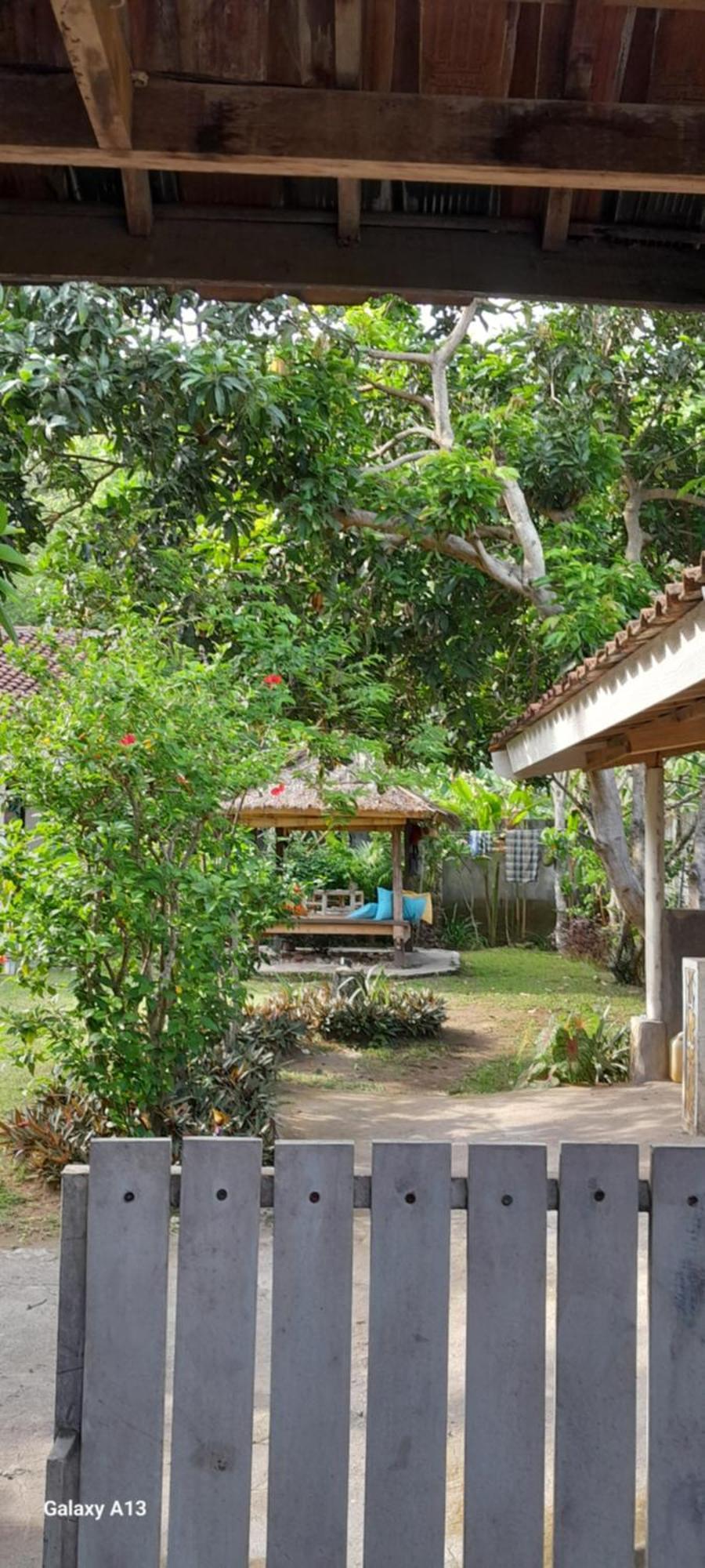 Indah Homestay And Cooking Classes Senggigi Eksteriør billede