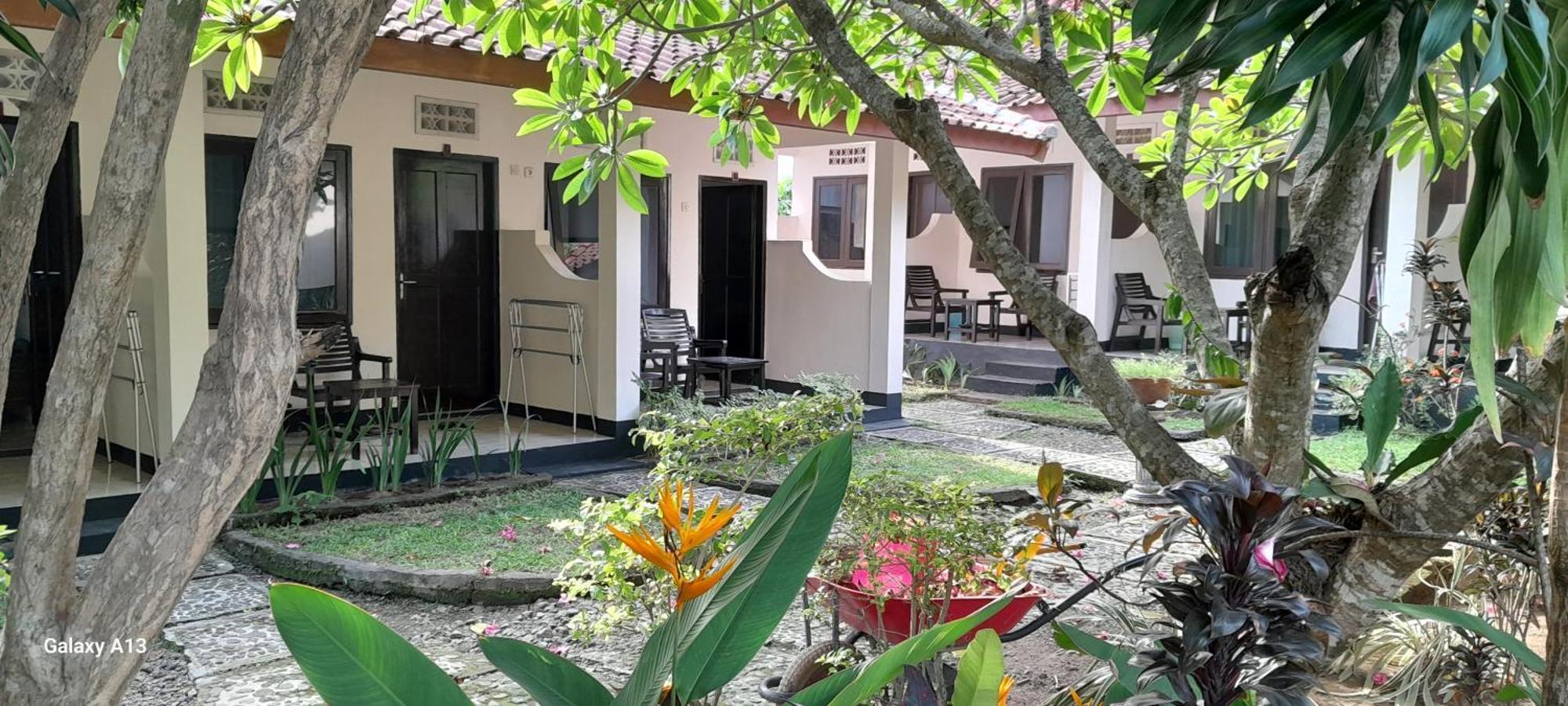 Indah Homestay And Cooking Classes Senggigi Eksteriør billede