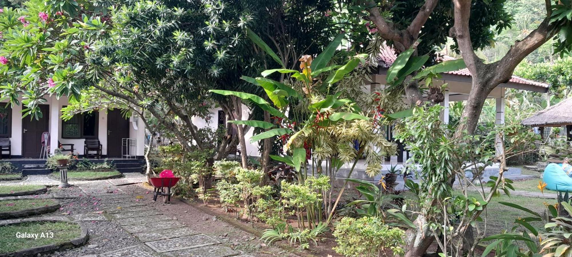 Indah Homestay And Cooking Classes Senggigi Eksteriør billede