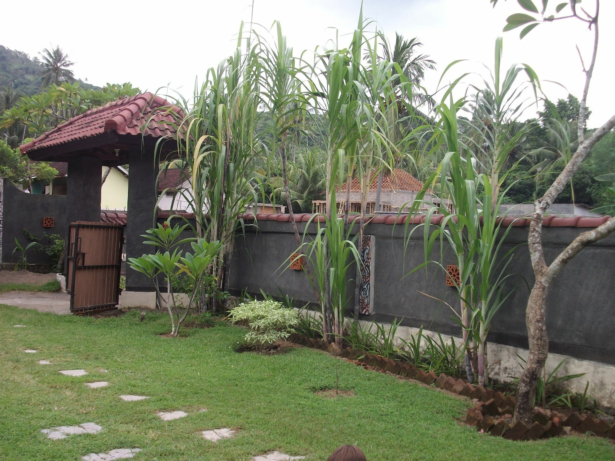 Indah Homestay And Cooking Classes Senggigi Eksteriør billede